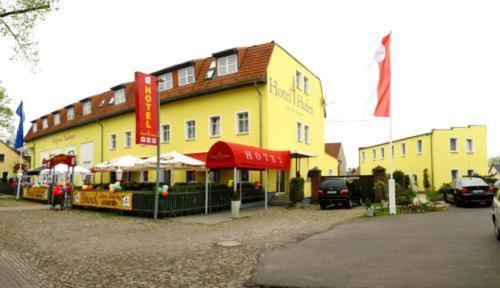 Hotel 4 Hufen Grossziethen Exterior photo
